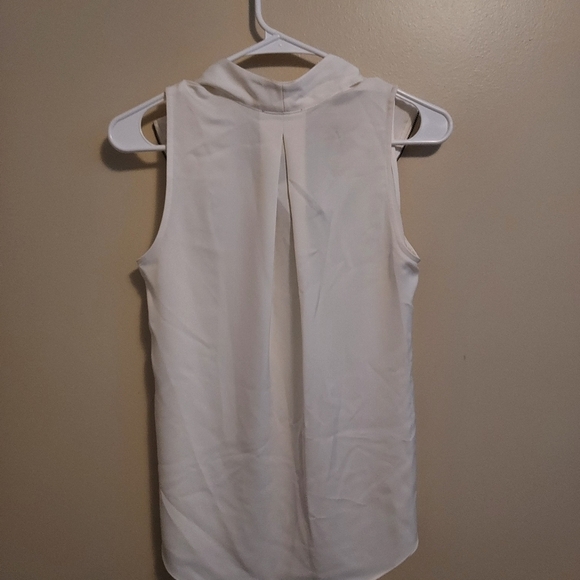 Kenneth Cole blouse white xs NWT - Picture 8 of 16